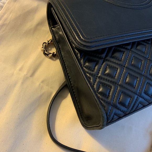 Tory Burch Taylor Satchel - Picture 4 of 6